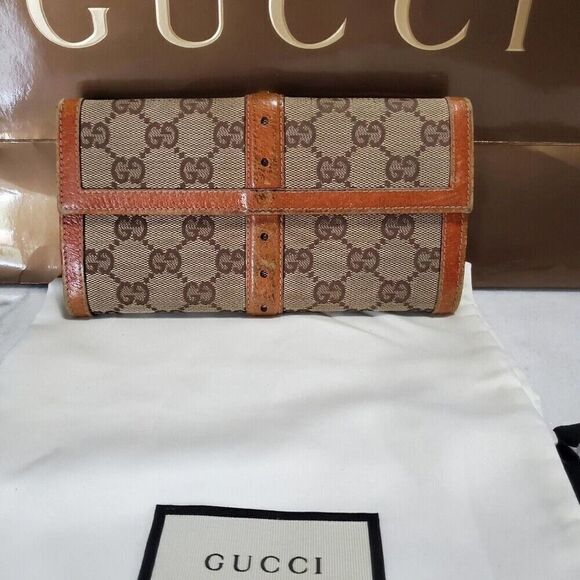 Gucci GG Logo Continental Canvas Tan Bifold Wallet with Leather Trim. 1462012778 - Picture 2 of 11